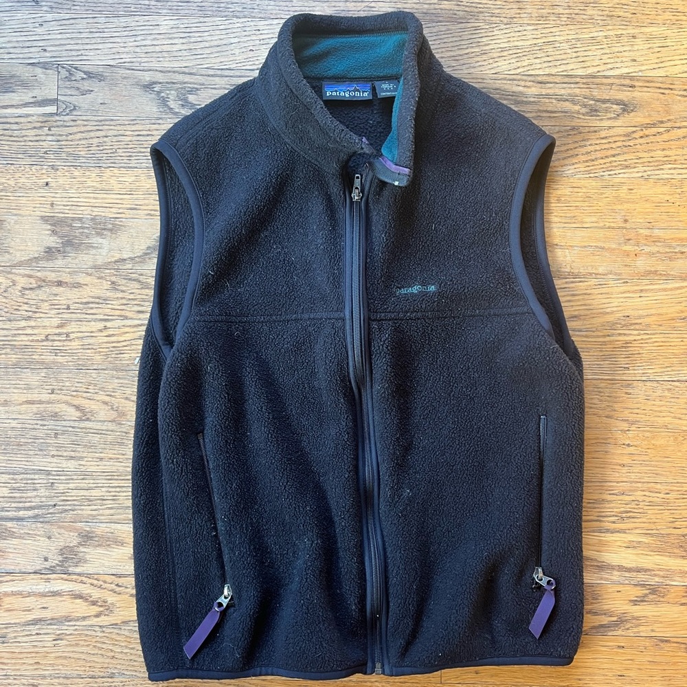 Patagonia vest black women size small